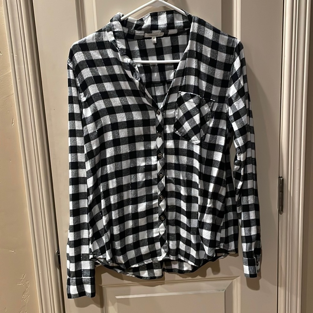 Maurice’s plaid button down top